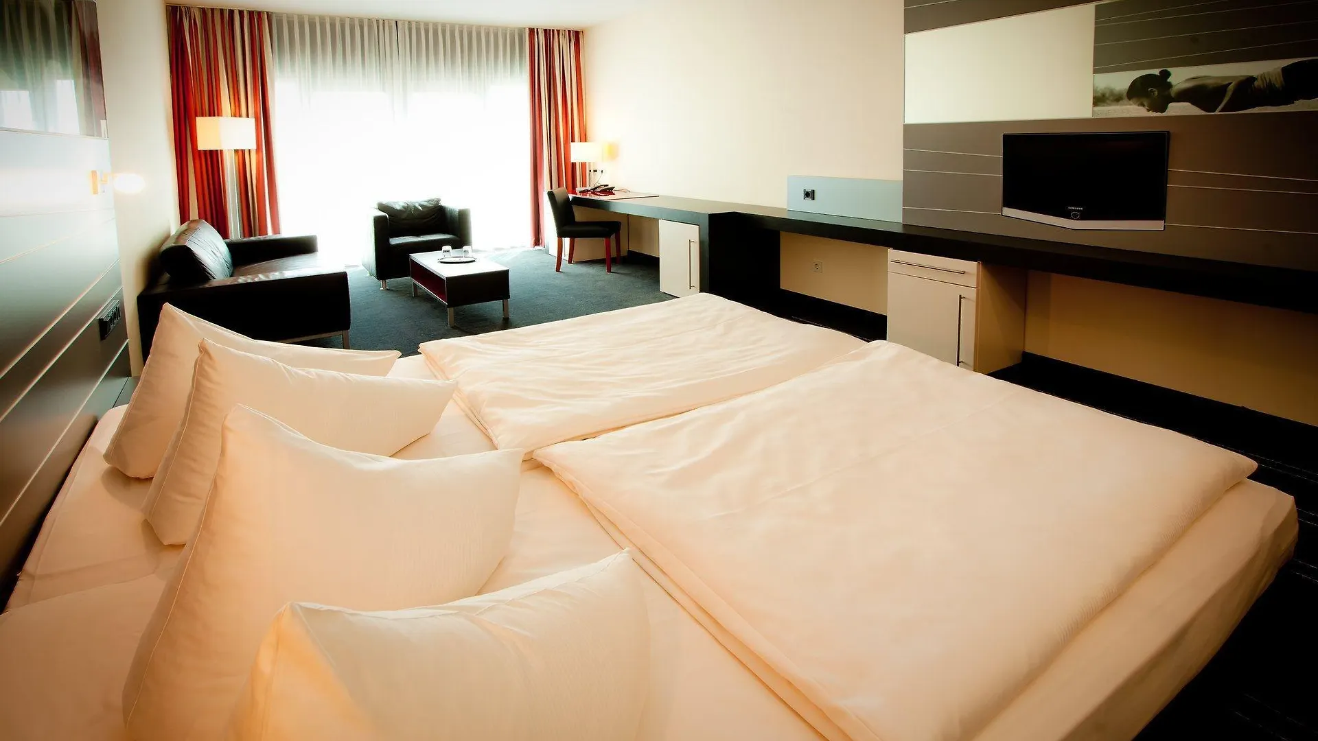 Novina Hotel Herzogenaurach Herzo-Base Germania