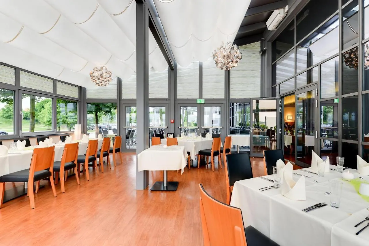 Novina Hotel Herzogenaurach Herzo-Base 4*,  Germania